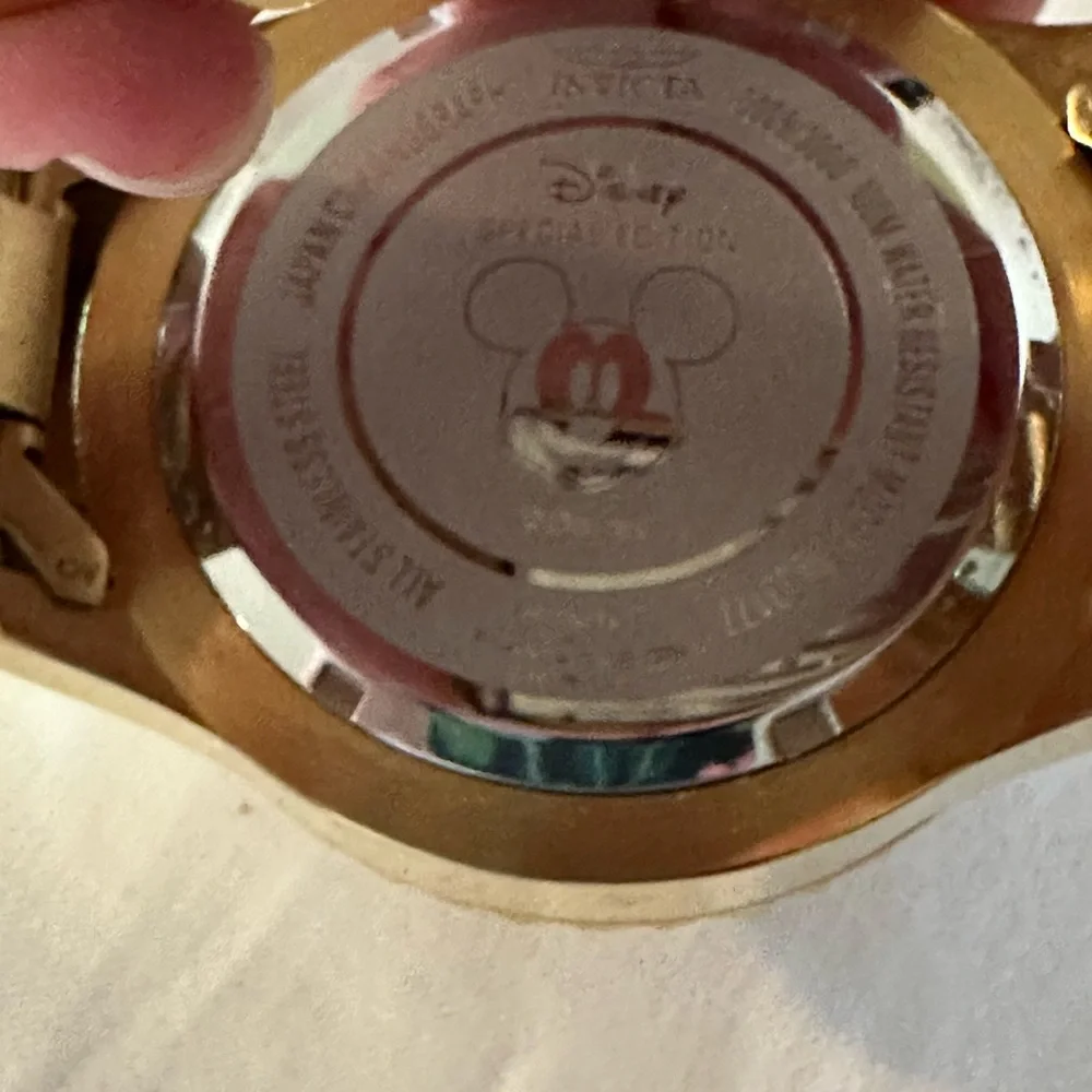Invicta Limited Edition Mickey Mouse watch - Picture 9 of 11